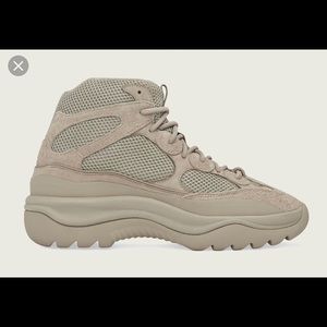 Meet your Posher, Ekevia